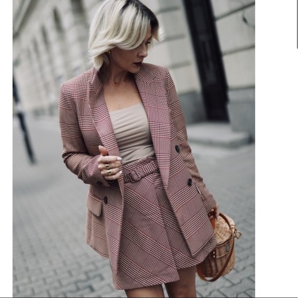 H&M Dresses & Skirts - *SALE PRICE* NWT H&M Skirt with Belt Plaid Check